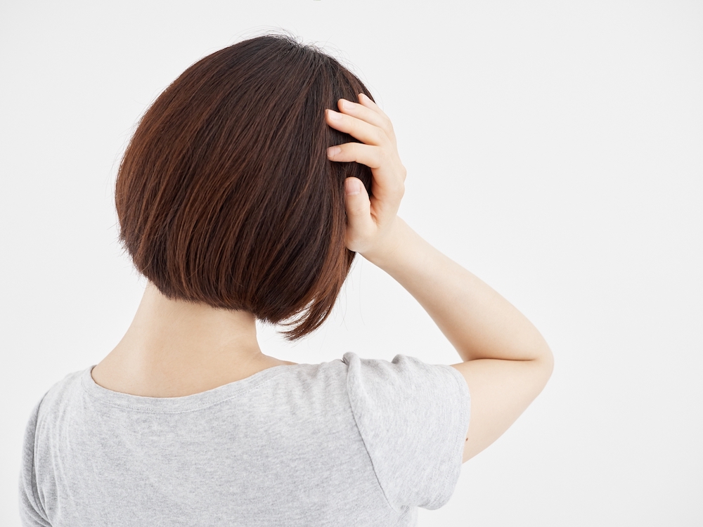 【40代女性必見】薄毛・抜け毛の原因と対策を一挙公開